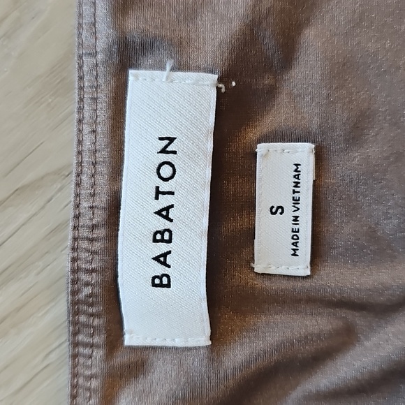 Babaton Satinette Squareneck Bodysuit, Small - Picture 10 of 15